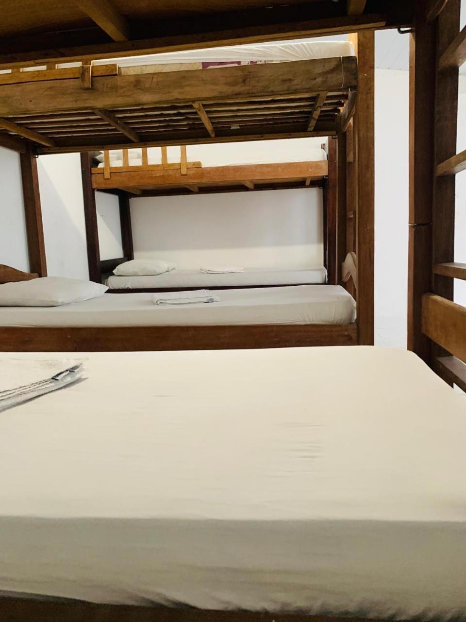 Hostel E Pousada Casa Amarela Salvador de Bahía Exterior foto